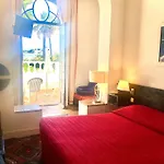 Des Mimosas 3*