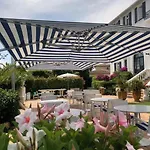 Des Mimosas 3* Juan-les-Pins