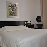 Otel Des Mimosas 3*