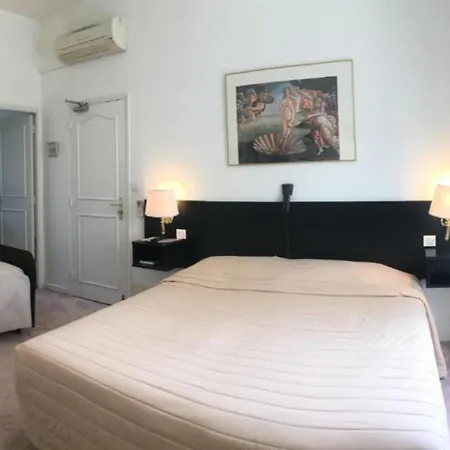 Hotel Des Mimosas