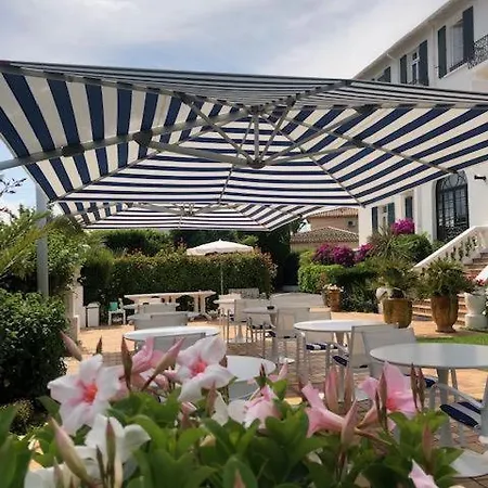 Des Mimosas 3* ז'ואן-לה-פינס