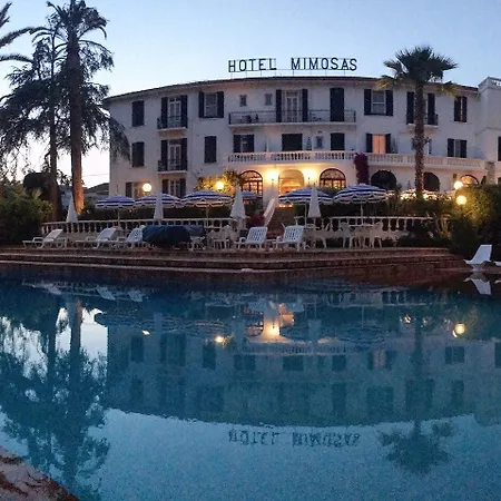 Des Mimosas מלון 3*