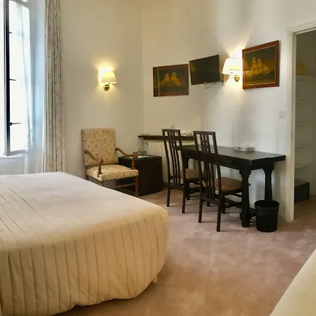 Hotel Des Mimosas