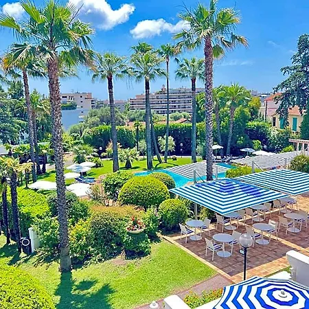 Hotel Des Mimosas
