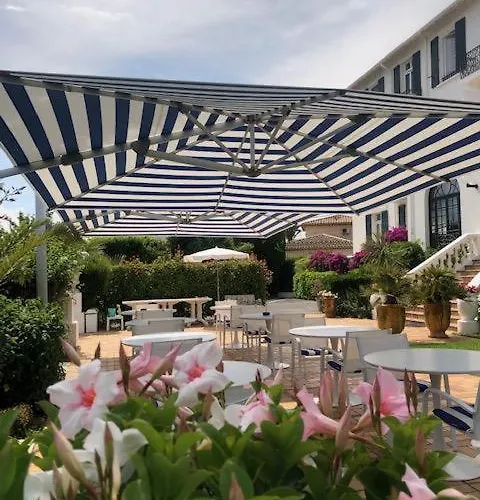 Des Mimosas 3* Juan-les-Pins